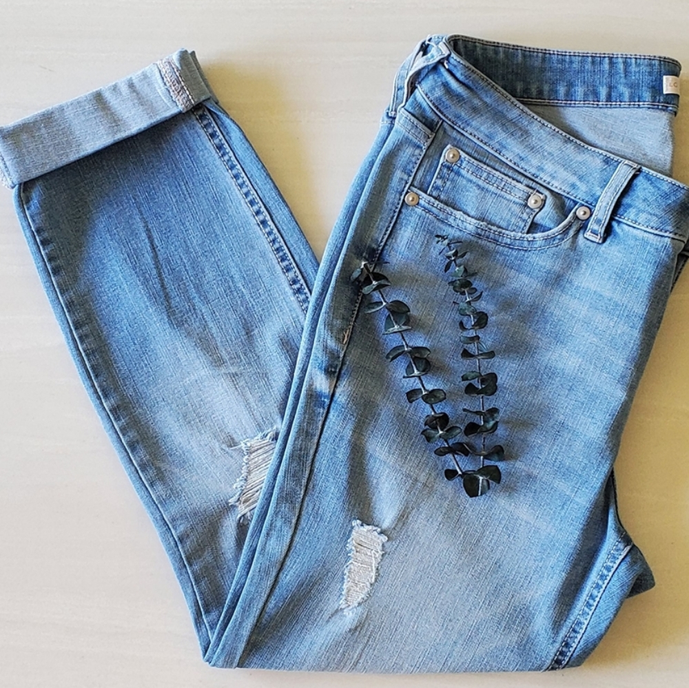 Skinny jeans